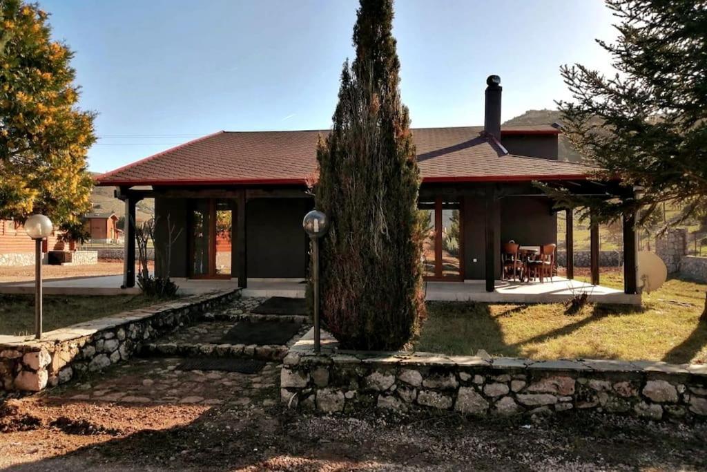 Villa Orino Livadi Mount Iv Arájova